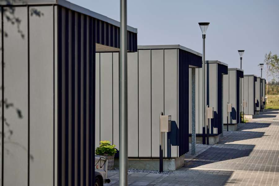 Stålprofiler på rad og rækkehuse, Sofiendal Enge, Poul Anker Bechs Vej 232, 9200 Aalborg SV